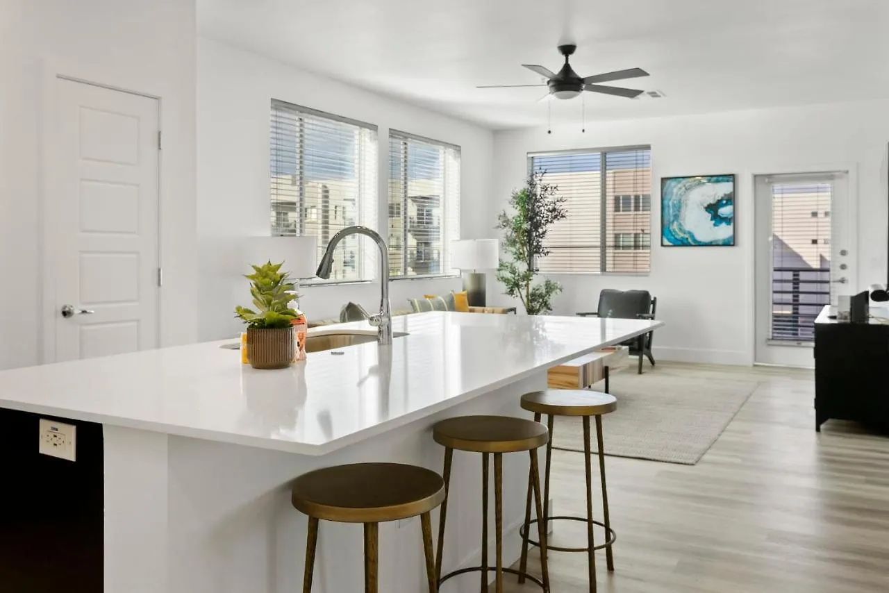 Premium One And Two Bedroom Apartments At Slate Scottsdale In Phoenix Arizona 0*,  United States