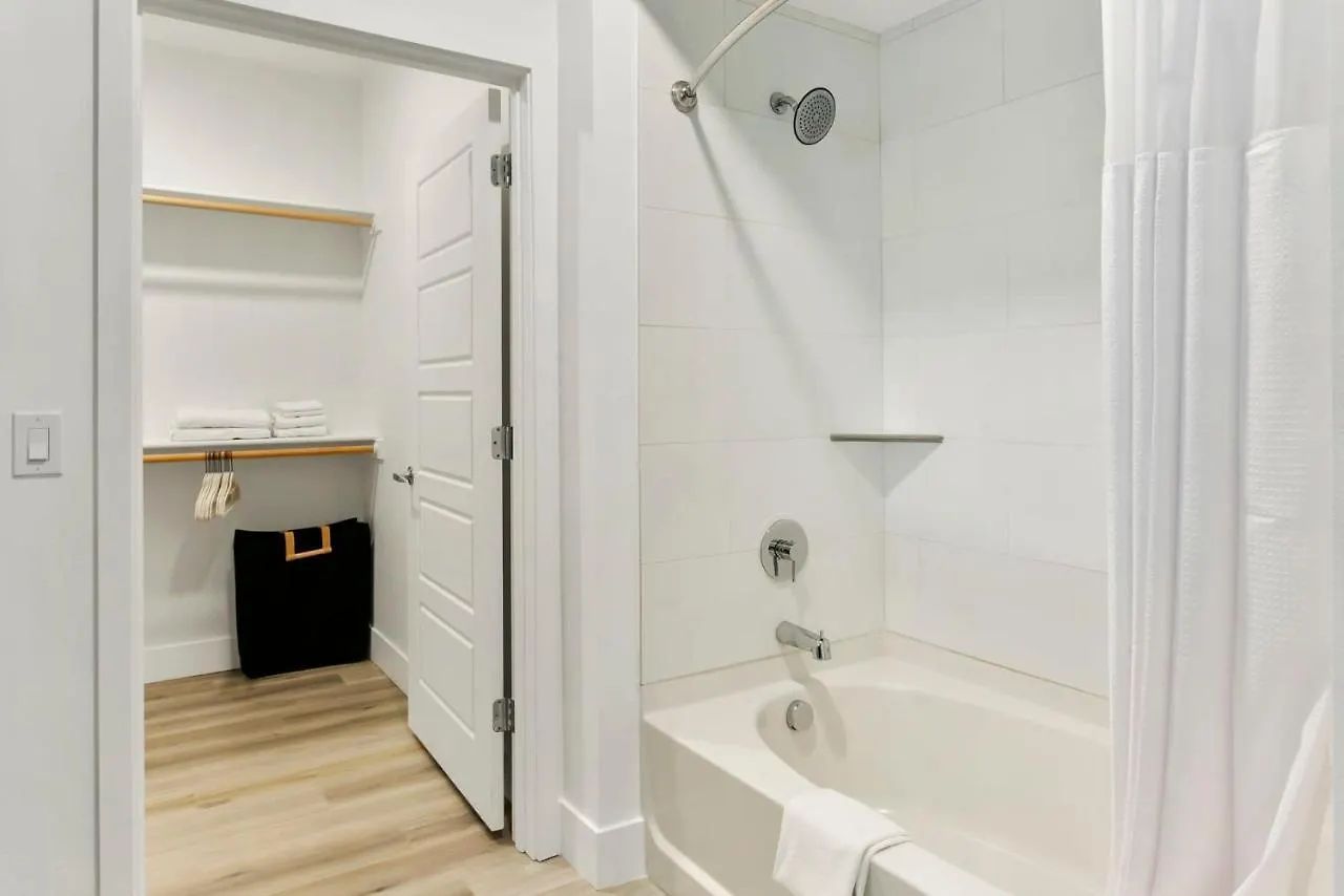 Premium One And Two Bedroom Apartments At Slate Scottsdale In Phoenix Arizona