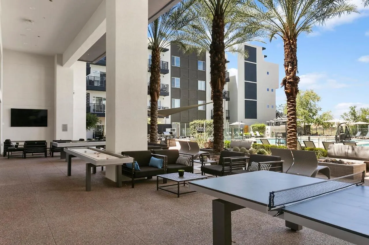 Premium One And Two Bedroom Apartments At Slate Scottsdale In Phoenix Arizona